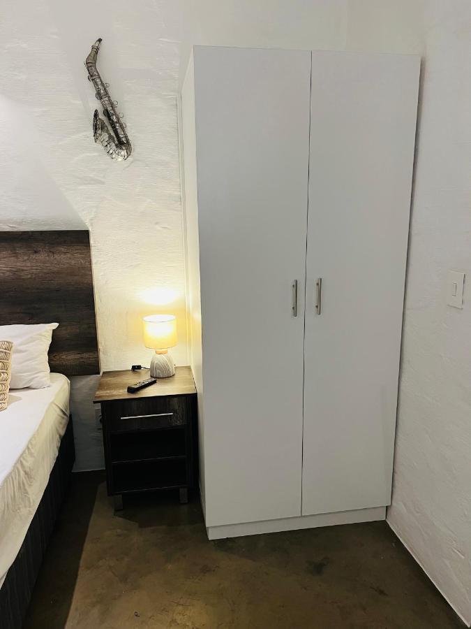 City Living Apartment 119 - Washer, 4K Tv, Fast Wifi, & Sunny Balcony Johannesburgo Exterior foto
